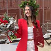 Insegnante laureanda in clinical psychology